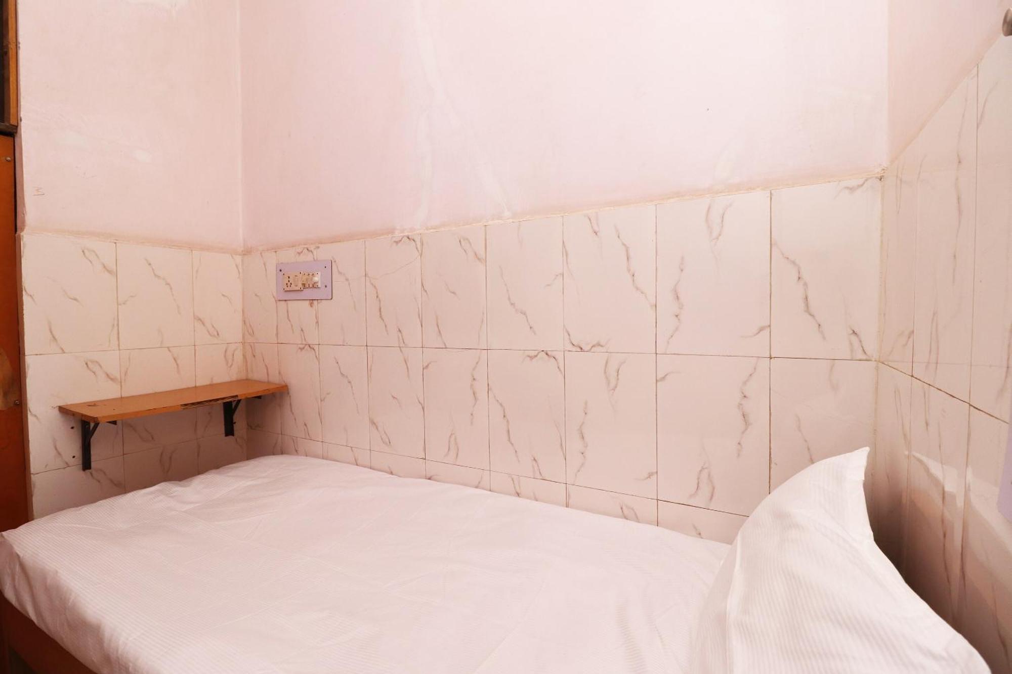 Hotel Kshama Jabalpur Eksteriør bilde