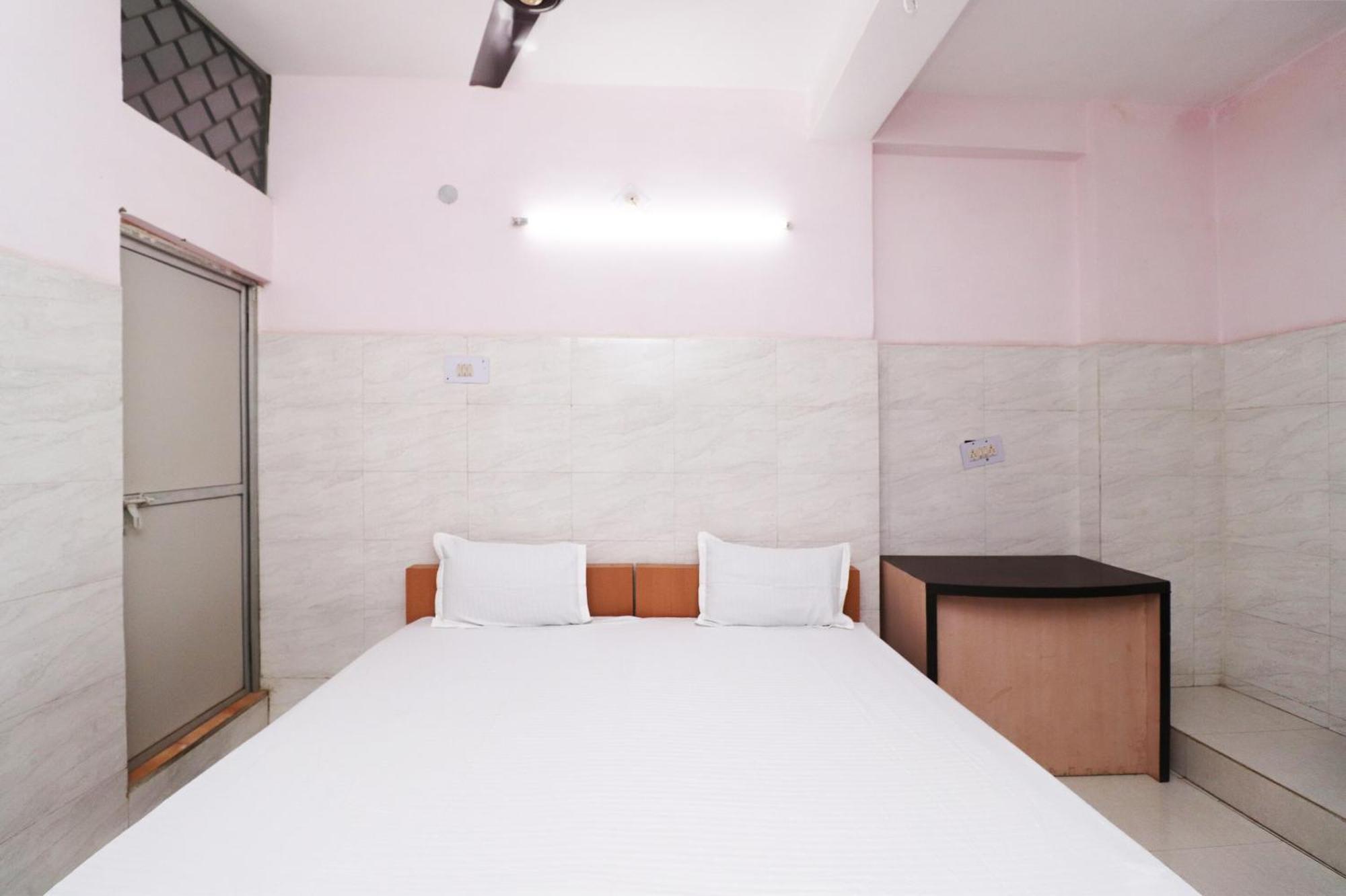 Hotel Kshama Jabalpur Eksteriør bilde